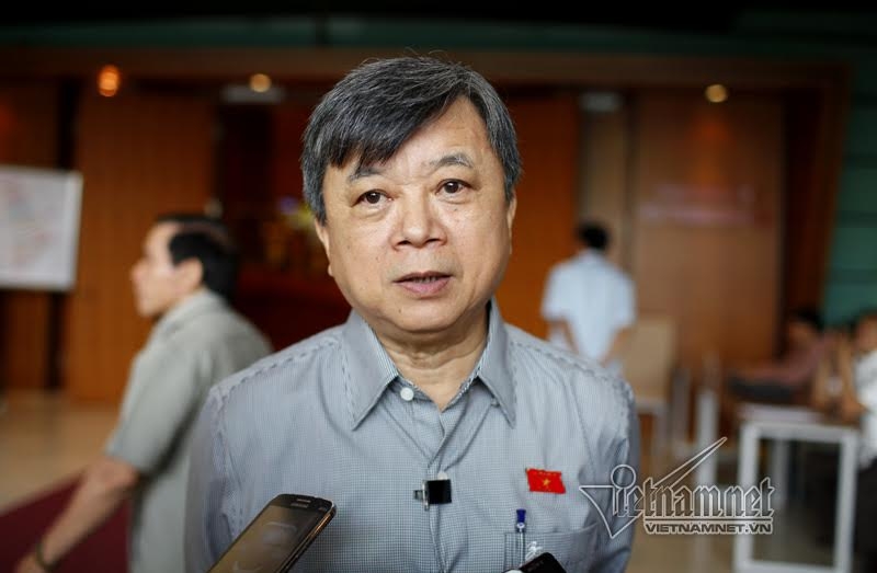 Cả họ làm quan, cả nhà làm quan, lạm dụng quyền lực, tham nhũng, trương trọng nghĩa