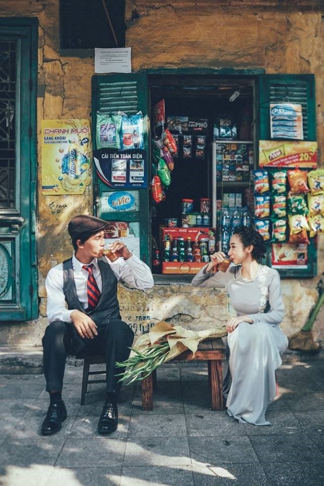 Cap 9X chup anh cuoi tai hien Ha Noi nhung nam 80 hinh anh 7