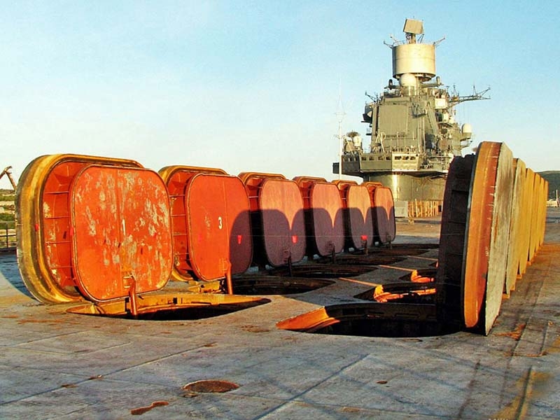 Hỏa lực tàu sân bay Nga đủ diệt cả nhóm tàu chiến Mỹ - 3