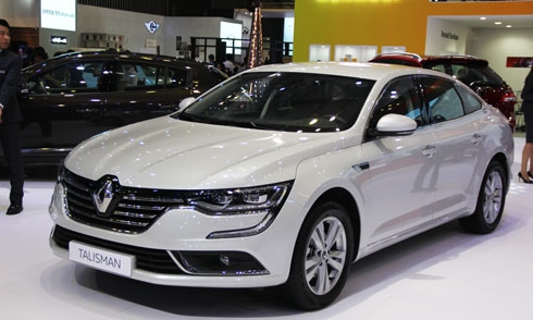 renault-talisma-gia-1-5-ty-thach-thuc-moi-cho-toyota-camry