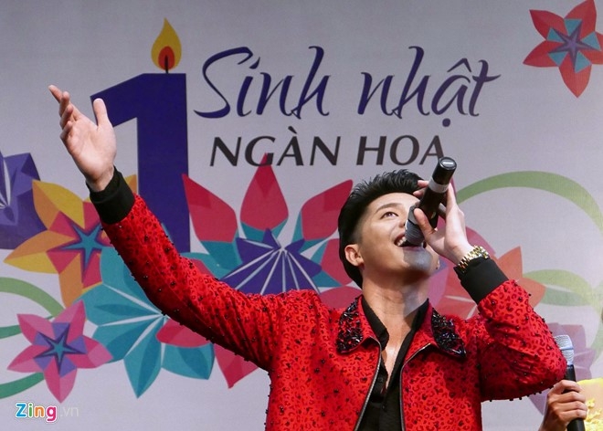 Fan chen lan den nghet tho de nhin Noo Phuoc Thinh hinh anh 13