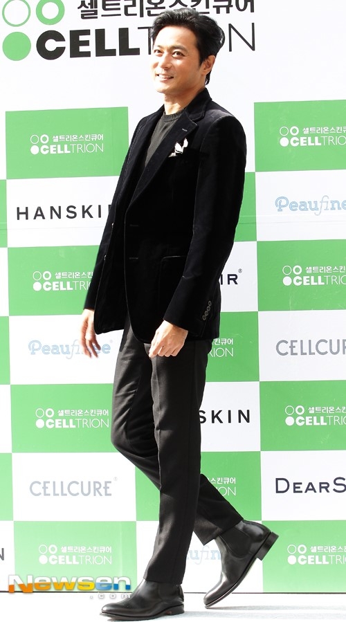 Kim Tae Hee, Ha Ji Won tuoi U40 tre nhu thieu nu doi muoi hinh anh 11