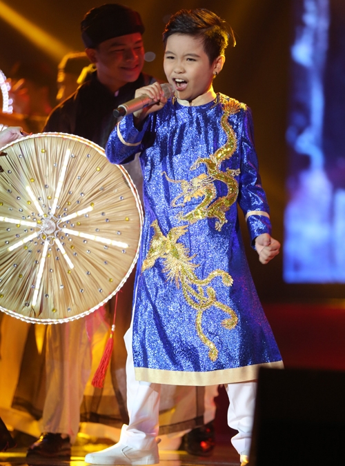 trinh-nhat-minh-doat-quan-quan-giong-hat-viet-nhi-2016-10