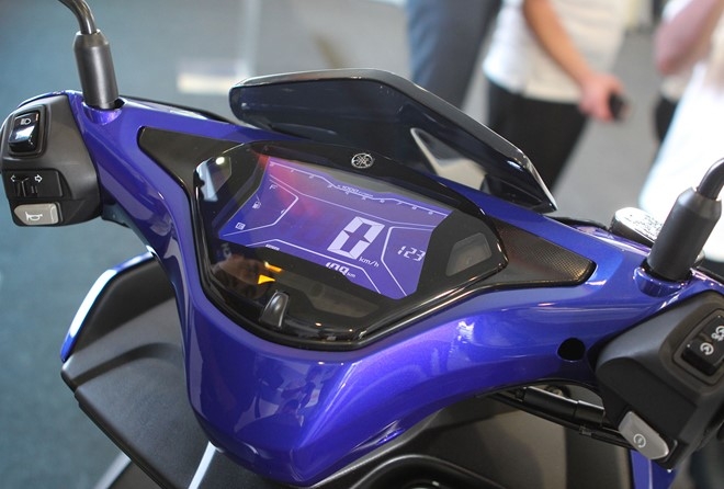 Chi tiet Yamaha NVX - xe tay ga thay the Nouvo hinh anh 6