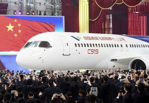 may-bay-trung-quoc-tham-vong-thach-thuc-boeing-airbus