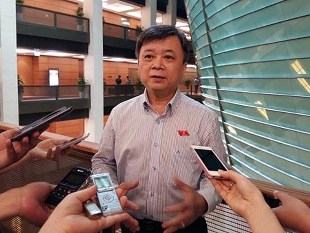 thu tuong di cong tac bang may bay thuong mai: gan gui dan hon hinh anh 2