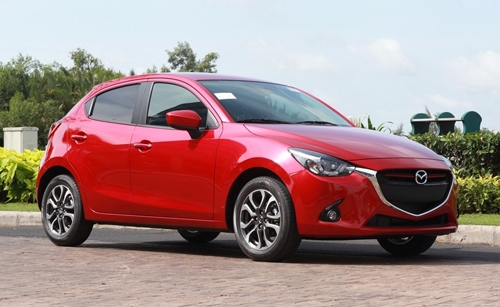 truong-hai-trieu-hoi-4800-xe-mazda2-sua-loi-ca-vang