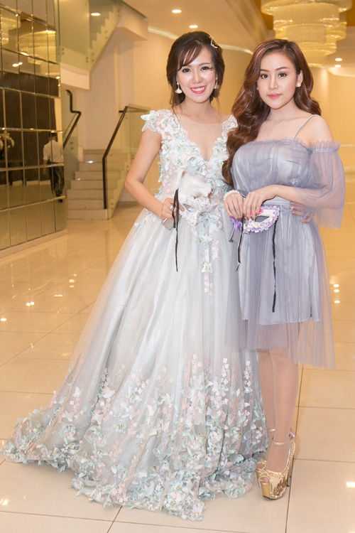 truong-ngoc-anh-diep-bao-ngoc-sexy-trong-dem-tiec-7