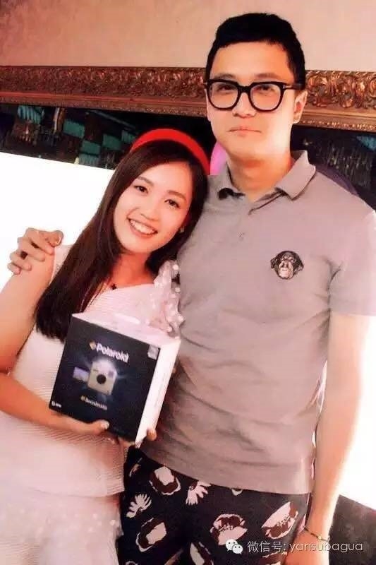 Vo tai tu 'Thien ha vo tac' to cao bi cuong buc hinh anh 1