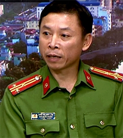 chi-huy-chua-chay-quan-karaoke-13-nan-nhan-bi-ngat-khoi-truoc-khi-lua-lan-toi