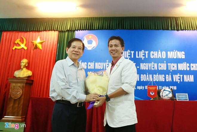 Nguyen Chu tich nuoc Nguyen Minh Triet tham cac DTQG hinh anh 6