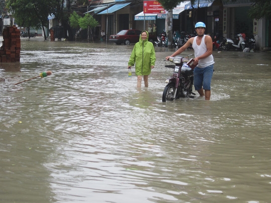  Đường Nguyễn Trãi (TP Tuy Hòa) trở thành sông 