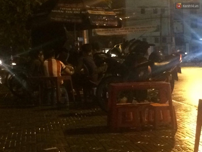 Cả khu phố ở Trà Vinh xôn xao, náo nhiệt trước thông tin có người trúng vé số gần 65 tỷ - Ảnh 3.