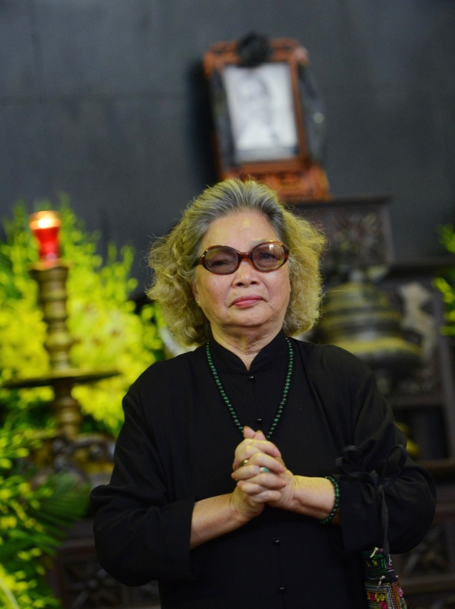 Gia dinh, dong nghiep nghen ngao o dam tang NSUT Pham Bang hinh anh 19