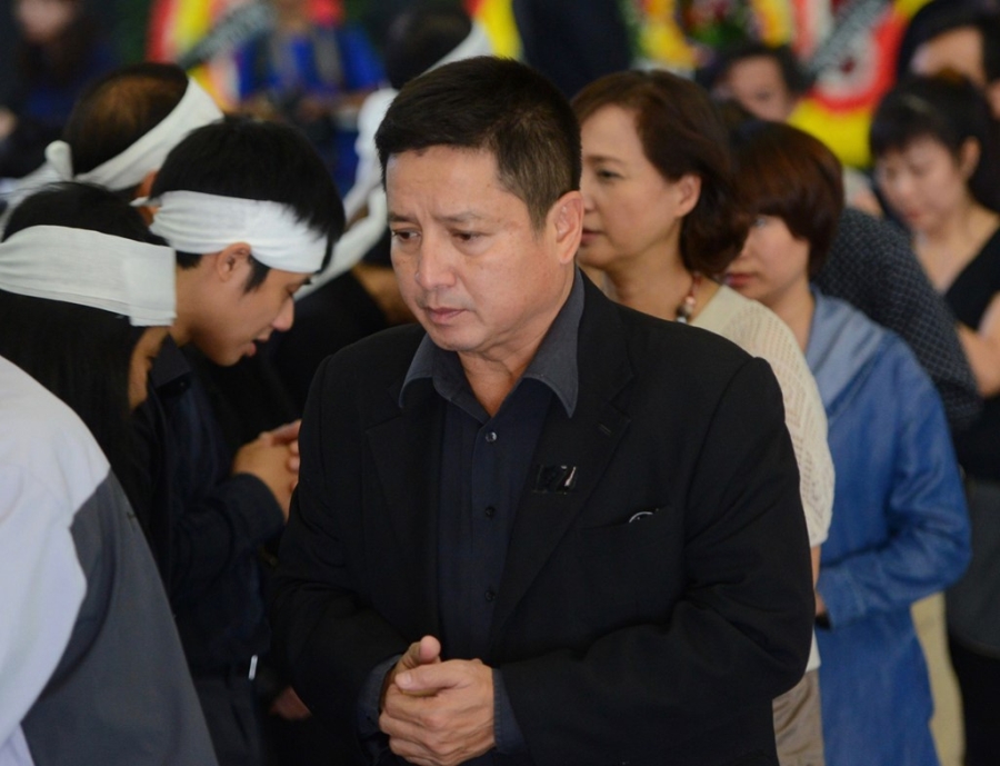 Gia dinh, dong nghiep nghen ngao o dam tang NSUT Pham Bang hinh anh 20