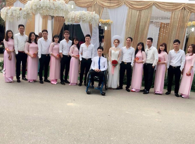 nghen ngao truoc tinh yeu cua co dau xinh dep ben chu re bi liet o thai nguyen - 2