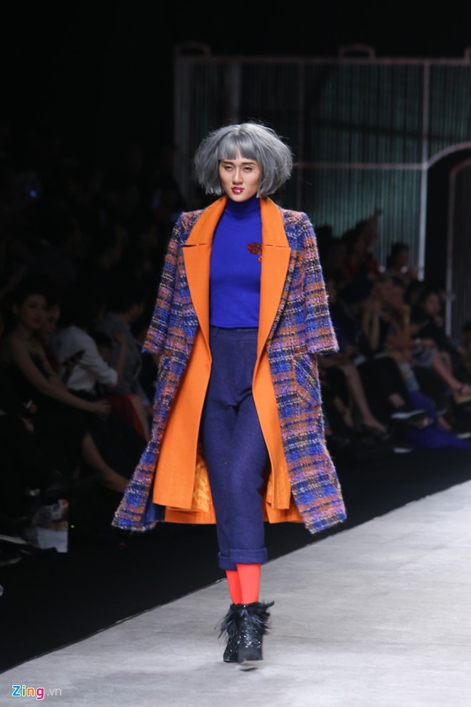 Chi Pu dat cun cung lam nguoi mau catwalk hinh anh 6