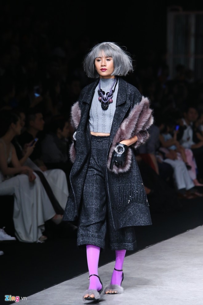 Chi Pu dat cun cung lam nguoi mau catwalk hinh anh 9