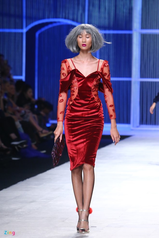 Chi Pu dat cun cung lam nguoi mau catwalk hinh anh 10