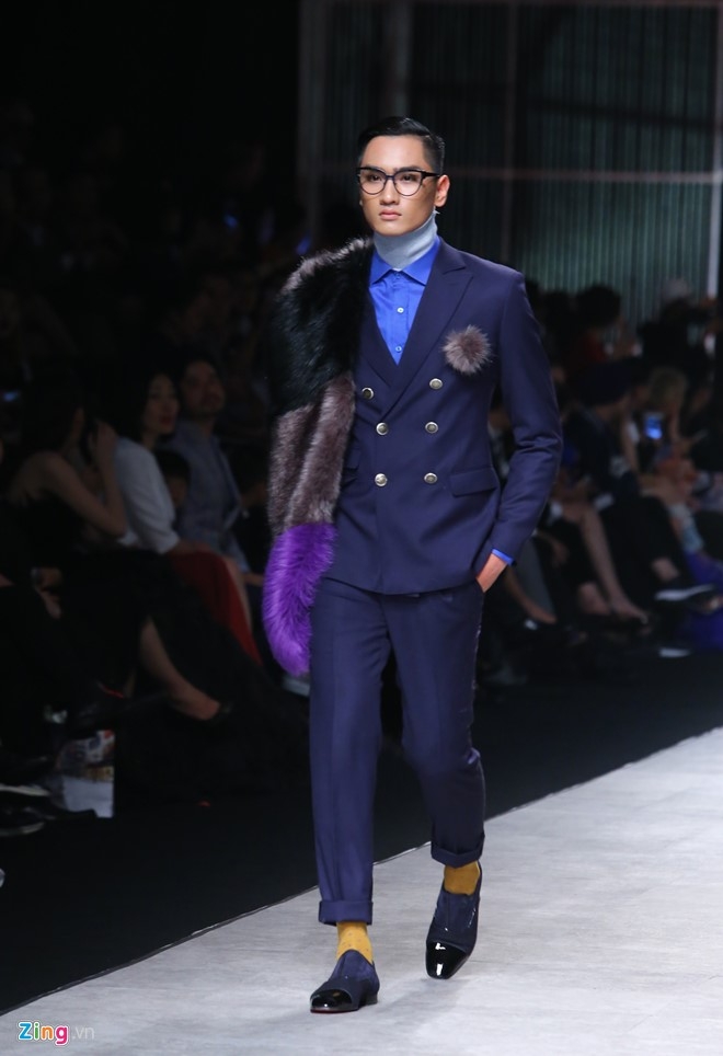 Chi Pu dat cun cung lam nguoi mau catwalk hinh anh 17