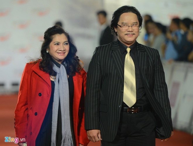 Dinh Ngoc Diep, Victor Vu tay trong tay tren tham do LHP hinh anh 6