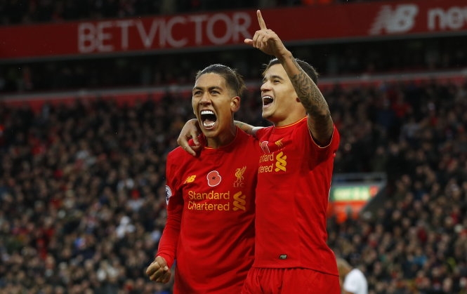 ​Đại thắng Watford, Liverpool đoạt ngôi đầu bảng