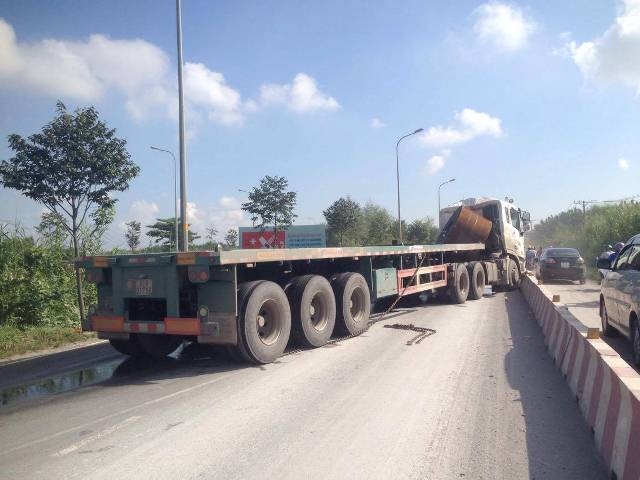 cầu phú mỹ, xe container,