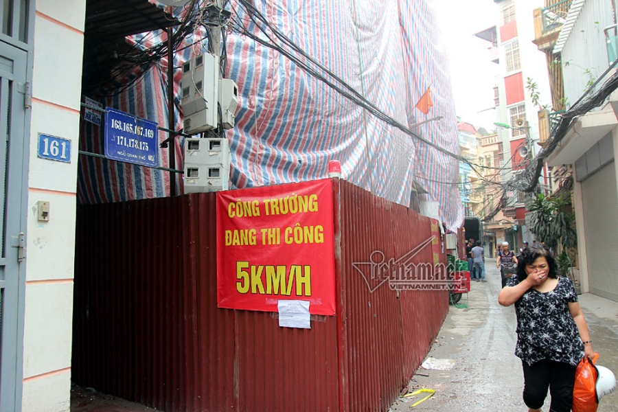 nhà nghiêng như tháp Pisa, nhà nghiêng, nhà nghiêng chực sập