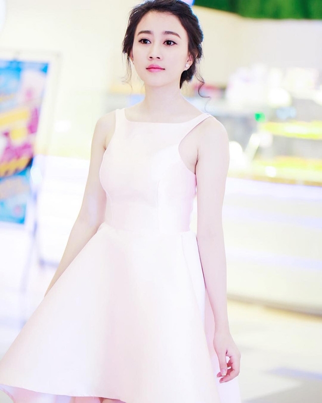 hot girl, người yêu sơn tùng, cô gái xinh đẹp, vẻ đẹp của người yêu sơn tùng