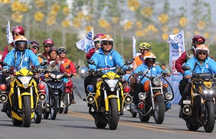 de-xuat-sua-luat-cho-xe-may-phan-khoi-lon-vao-cao-toc