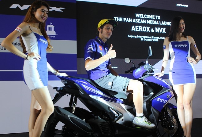 Yamaha ra mat NVX - xe tay ga thay the Nouvo hinh anh 2
