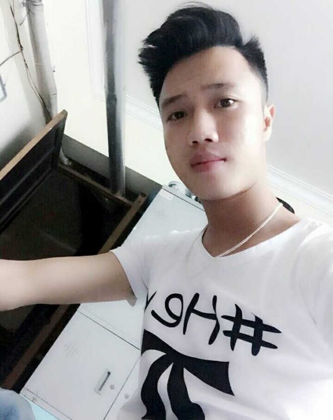 9X Nghe An co giong hat giong Dam Vinh Hung hinh anh 1