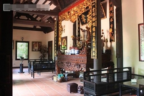 Hoài Linh, Xuân Hinh, nhà thờ Tổ của Hoài Linh, nhà quê của Xuân Hinh