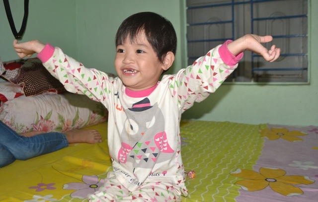  Cháu Thuỳ Dung - Công dân thứ 90 triệu của Việt Nam bước sang tuổi thứ 4. Ảnh: Đ.Tuỳ 