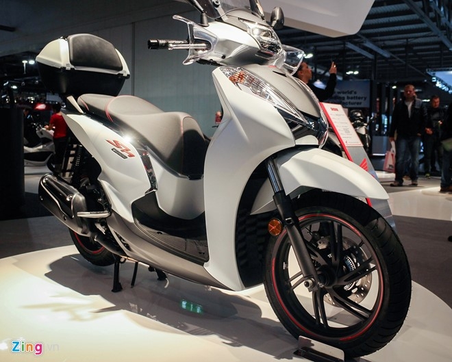 Honda SH 300i 2017 them mau the thao hinh anh 3