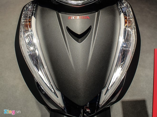 Honda SH 300i 2017 them mau the thao hinh anh 5