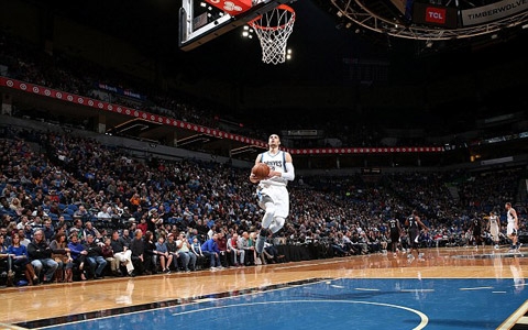 Mỗi trận đấu ở giải NBA luôn chật cứng khán giả