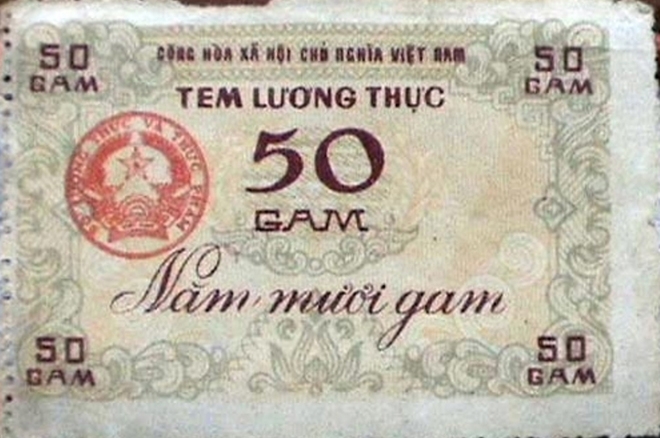 Những bức ảnh hiếm về cửa hàng mậu dịch thời bao cấp
