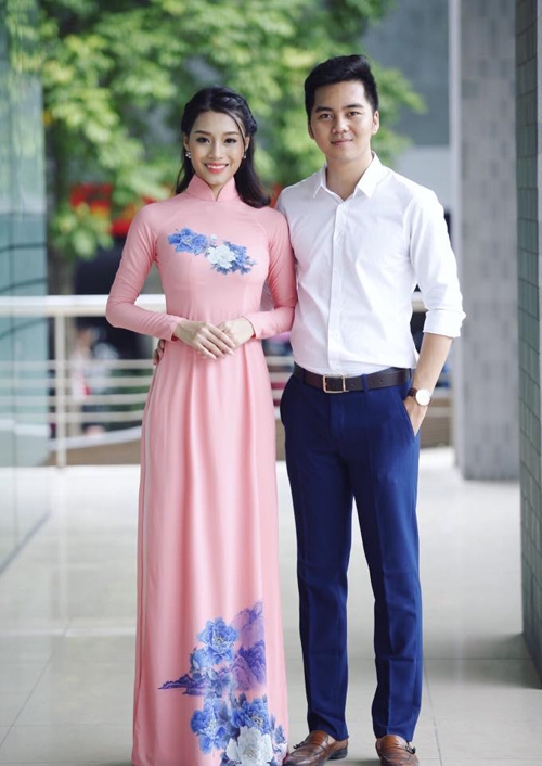 nhung chan dai da-zi-nang noi dinh dam tren mang xa hoi hinh anh 2