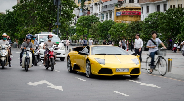 Cận cảnh siêu xe Lamborghini Murcielago LP640 của đại gia ngành y tế - Ảnh 5.