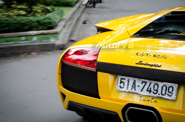 Cận cảnh siêu xe Lamborghini Murcielago LP640 của đại gia ngành y tế - Ảnh 11.