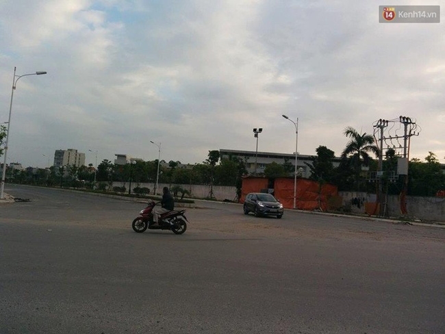 Hà Nội: Nam sinh cấp 2 bị nhóm người chặn đường xin đểu, dùng kim tiêm đâm vào tay - Ảnh 1.