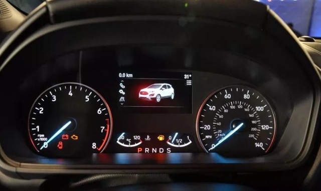  Hiện giá bán của Ford EcoSport 2018 tại thị trường Mỹ vẫn chưa được công bố. Dự đoán, xe sẽ được bày bán trên thị trường Mỹ vào cuối năm sau với giá khởi điểm khoảng 20.000 USD khi có mặt trên thị trường Mỹ vào cuối năm sau. 