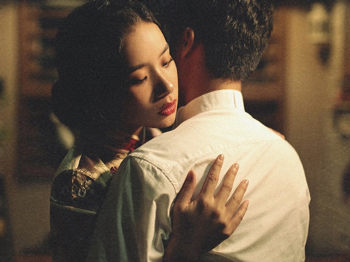 chi moi yeu nhau, anh da danh em nhu com bua - 3