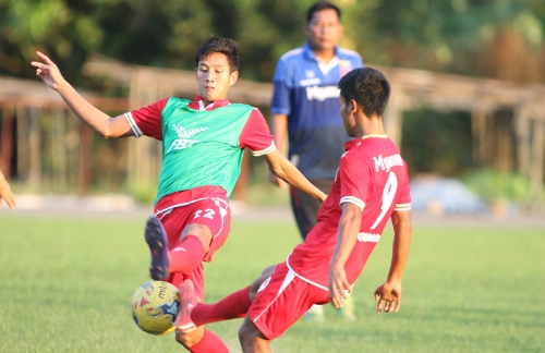 hai-doi-thu-cua-tuyen-viet-nam-kho-chiu-voi-nhau-vi-chuyen-san-tap-1