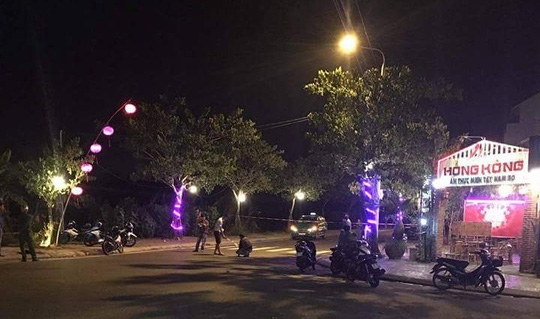  Sau khi vụ án mạng xảy ra, công an đã phong tỏa hiện trường để điều tra 
