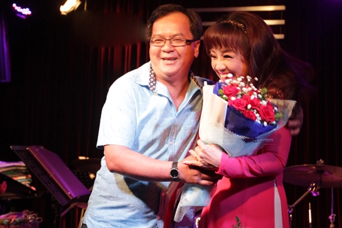 ngoc-huyen-khoc-khi-hoi-ngo-phuong-hong-thuy-thanh-hang-4
