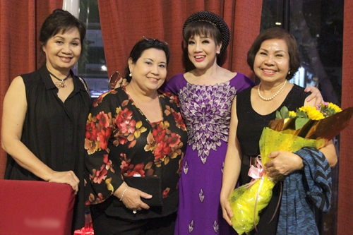 ngoc-huyen-khoc-khi-hoi-ngo-phuong-hong-thuy-thanh-hang-7