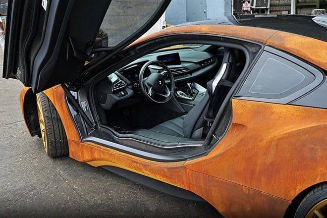 BMW i8 do dan ao ri set cua ca si Austin Mahone hinh anh 6