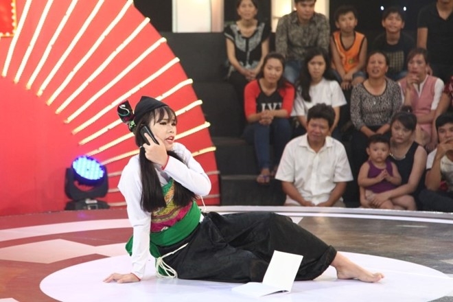 Co gai dan toc Muong khien Tran Thanh, Truong Giang me met hinh anh 2